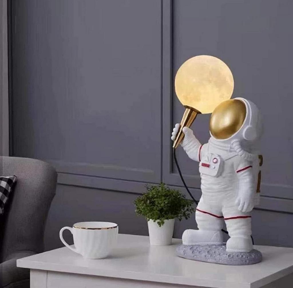 lampa de veghe astronaut