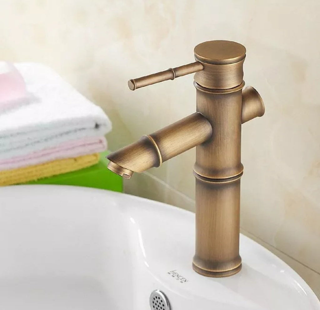 Baterie Lavoar Bronz Antichizat cu Design Bambus – Eleganță și Funcționalitate, VST22