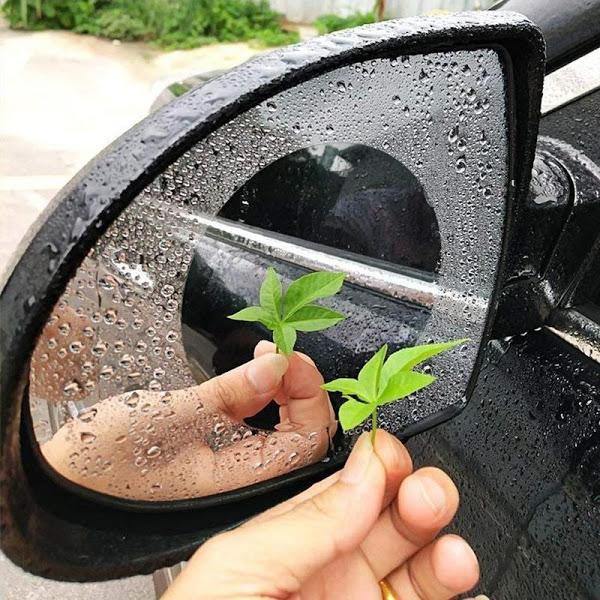Folie Transparentă Antiaburire pentru Oglinzi Auto – Set 4 Bucăți, Instalare Rapidă